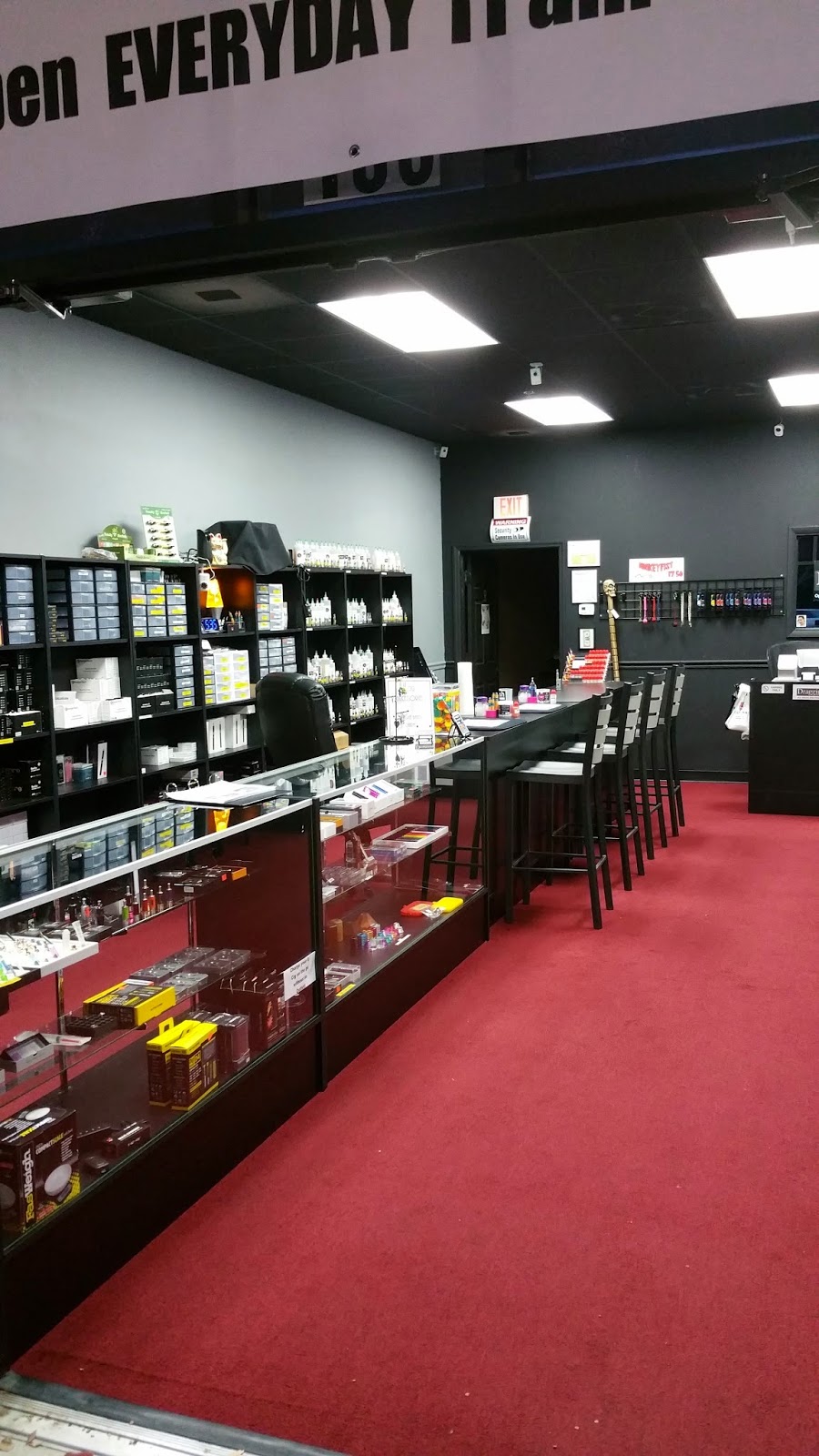 Draggin Vapors | 2730 FL-16 #109, St. Augustine, FL 32092, USA | Phone: (904) 342-0347