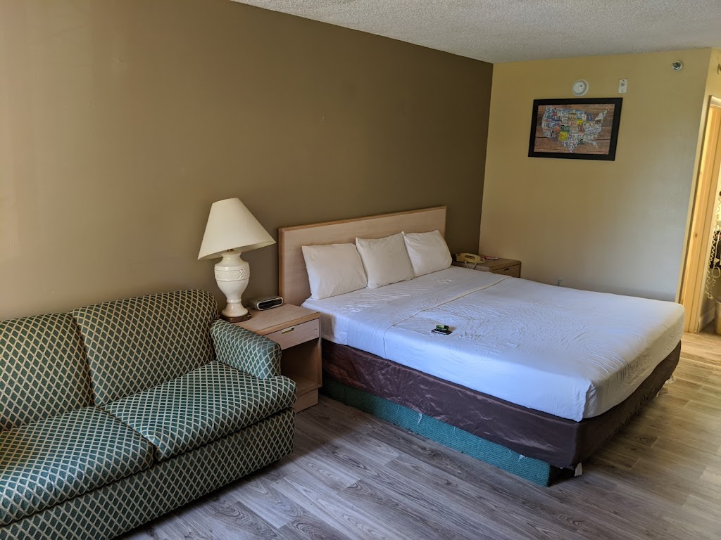 Quality Inn | 2934 Polynesian Isle Blvd, Kissimmee, FL 34746, USA | Phone: (407) 329-4375