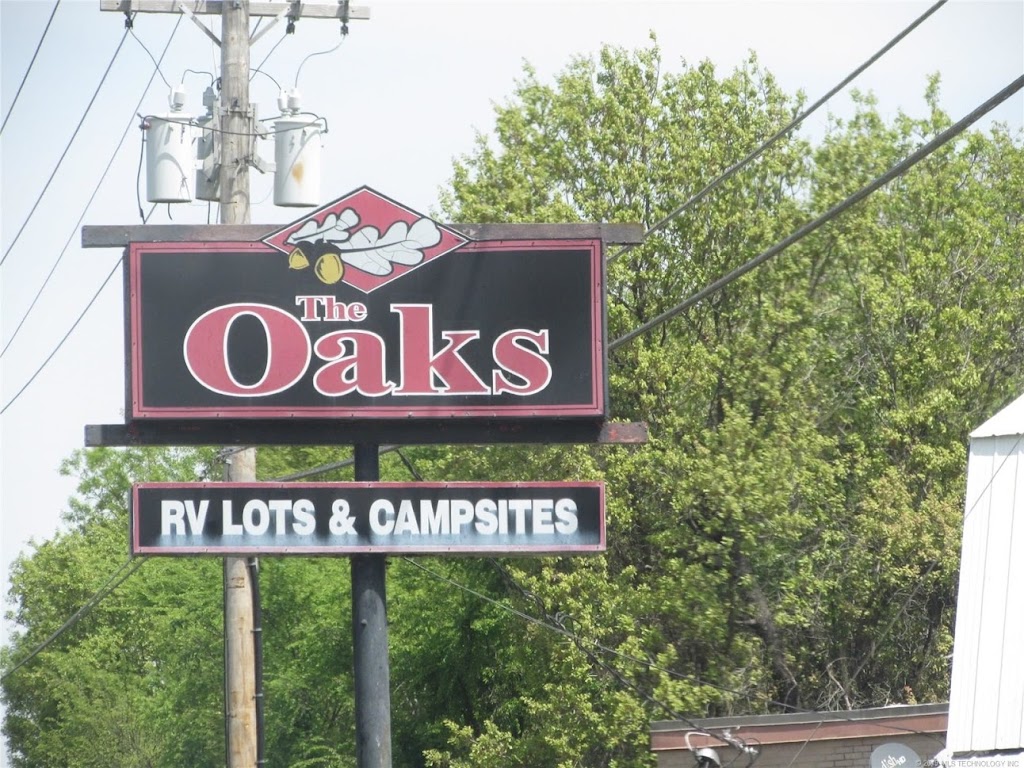 The Oaks - Mobile And RV Park | 72548 S 322 Way, Wagoner, OK 74467, USA | Phone: (918) 694-7741