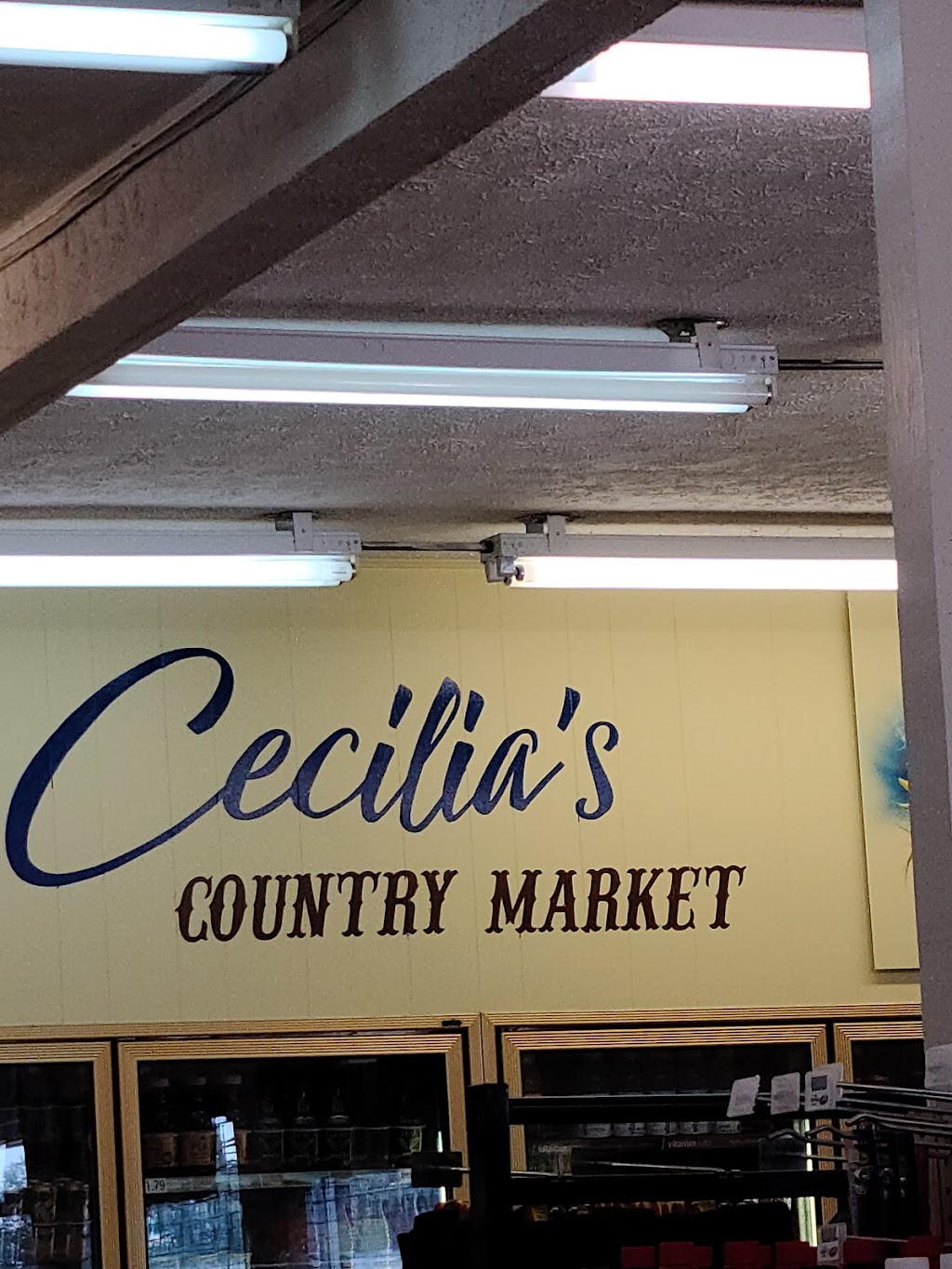 Cecilias Country Market | 4100 Maysville Rd, Mt Sterling, KY 40353, USA | Phone: (859) 498-9210