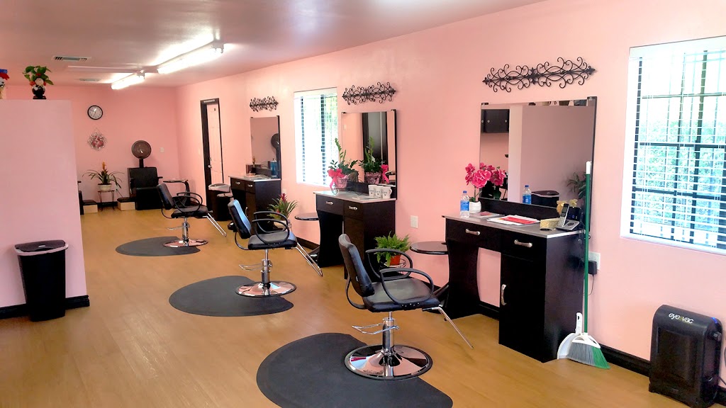 Salon Ciao Bella | 1454 E 6th St, Beaumont, CA 92223, USA | Phone: (951) 849-5900