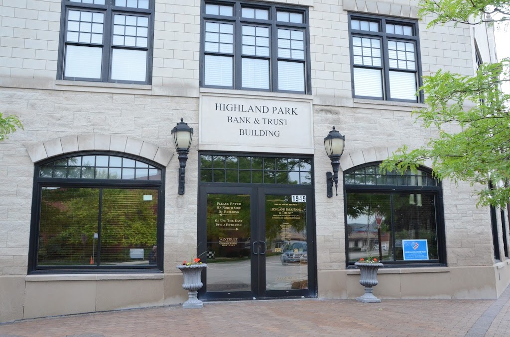 Highland Park Bank & Trust | 1949 St Johns Ave, Highland Park, IL 60035 | Phone: (847) 432-9988