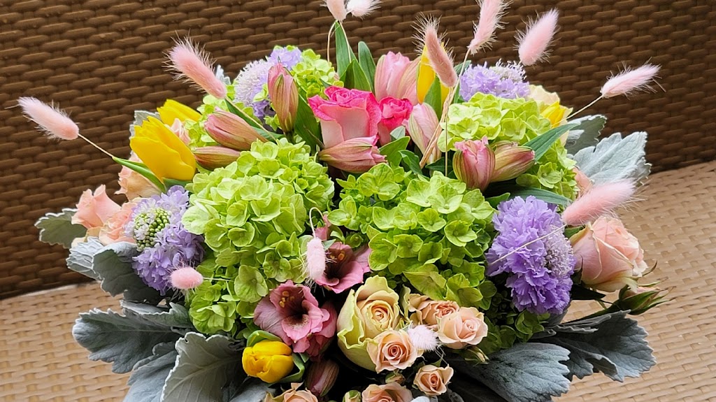 Flowers For Everybody | Fairway Cl Terrace, Lawrenceville, GA 30043, USA | Phone: (678) 469-2722