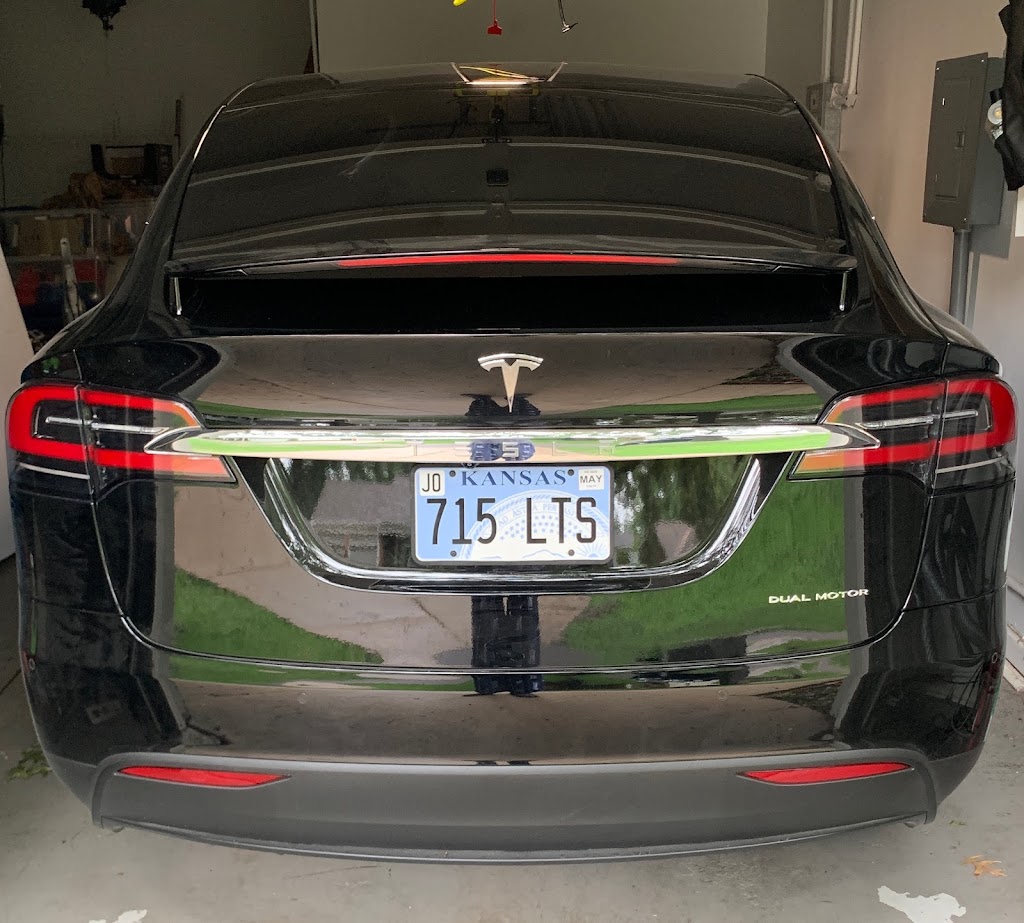 Eveland Bros. Collision Repair, Inc. | 7200 W Frontage Rd, Shawnee, KS 66203, USA | Phone: (913) 262-6050