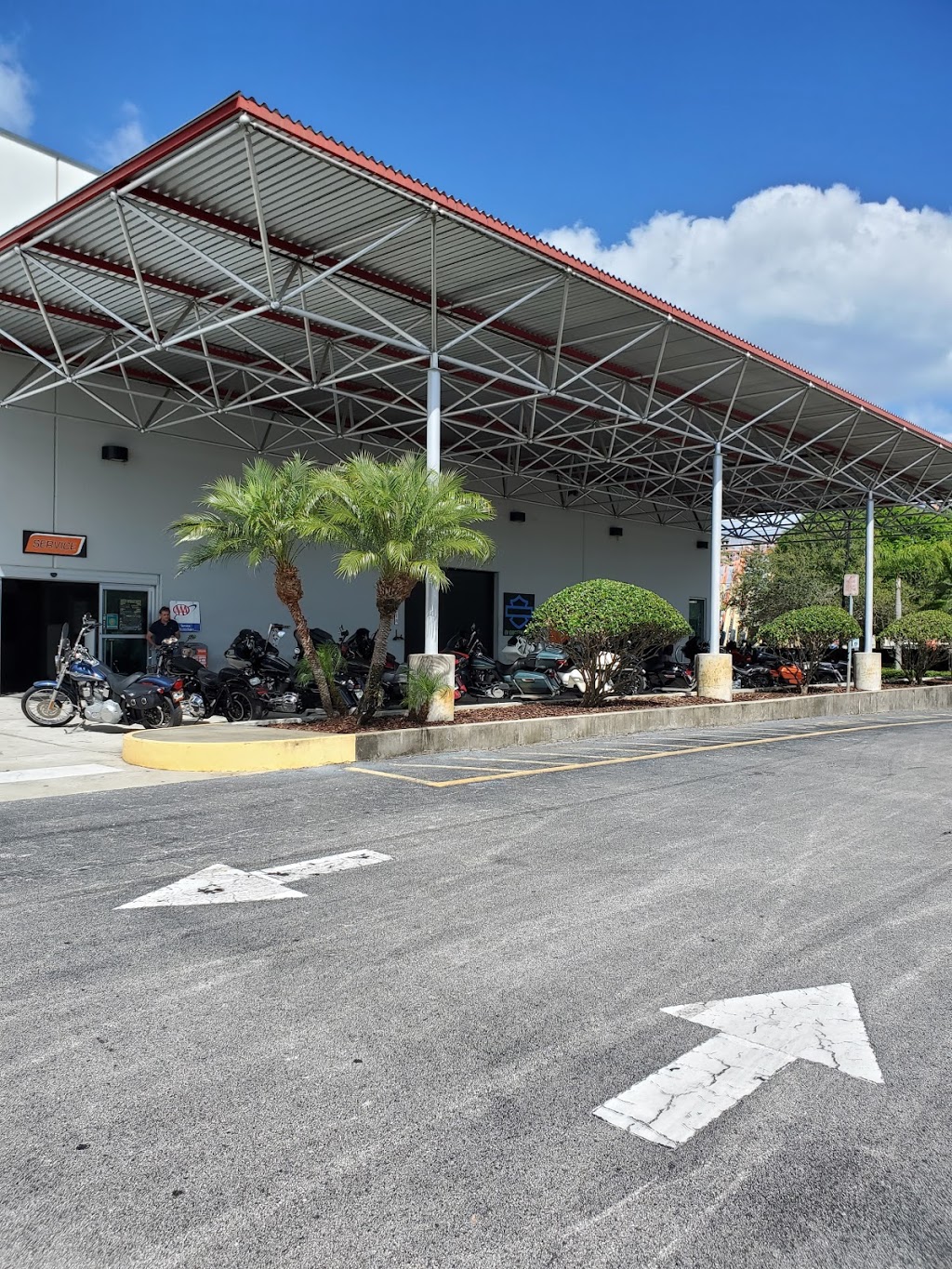 Seminole Harley-Davidson Service Department | 620 Hickman Cir, Sanford, FL 32771, USA | Phone: (407) 328-1212