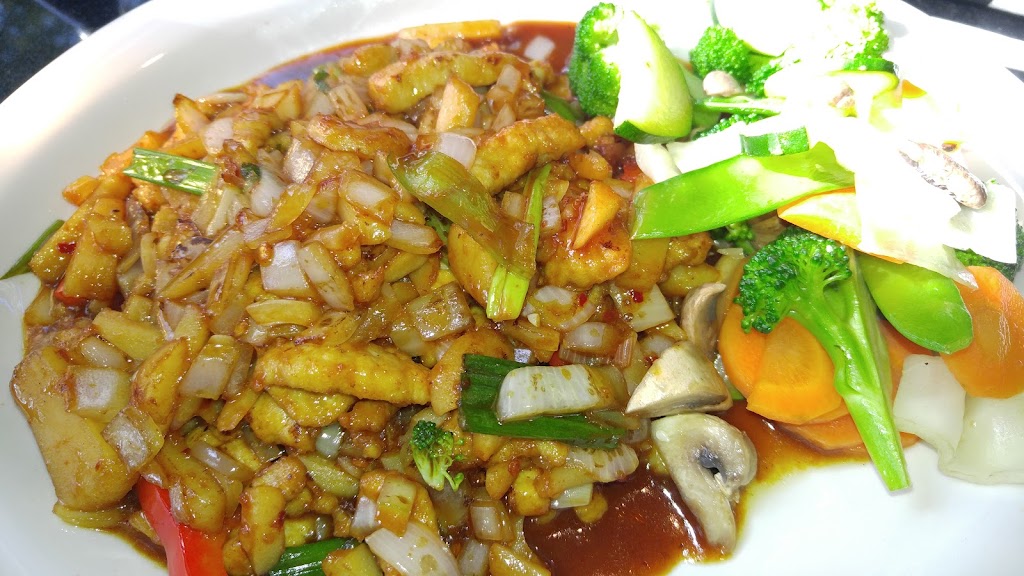 Little Beijing Restaurant | 910 Lee Dildy Blvd, Elgin, TX 78621, USA | Phone: (512) 278-8069