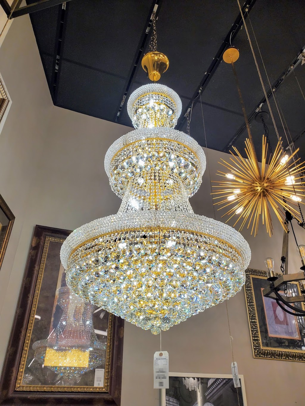 Michigan Chandelier | 45319 Grand River Ave, Novi, MI 48375, USA | Phone: (248) 344-0260