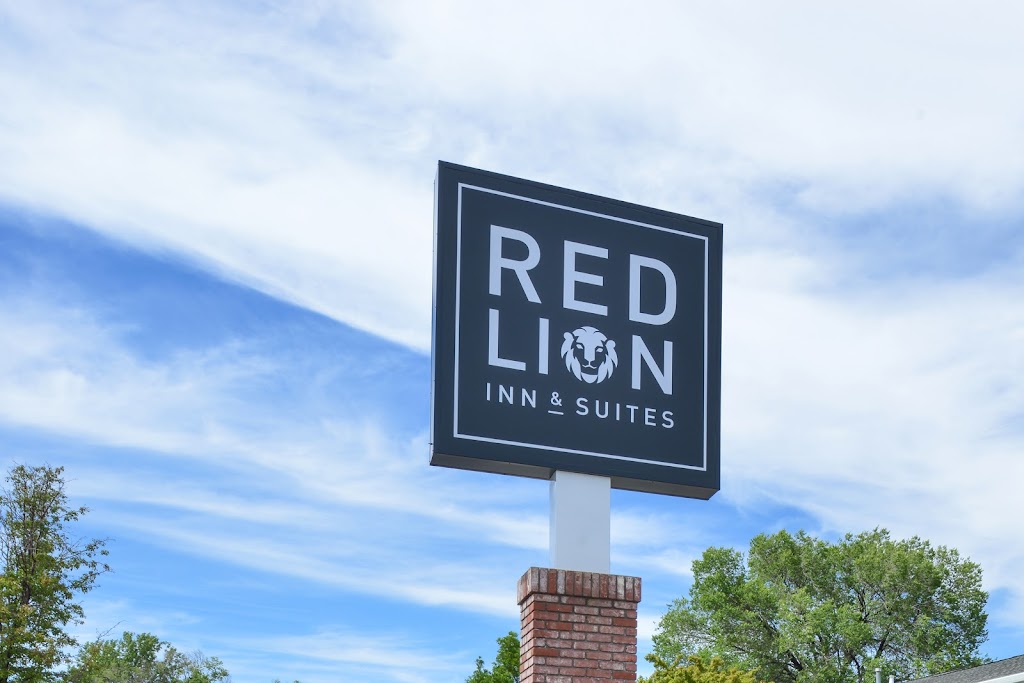 Red Lion Inn & Suites Port Orchard | 220 Bravo Terrace SE, Port Orchard, WA 98367, USA | Phone: (360) 895-7818