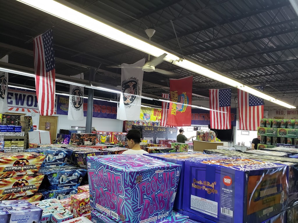 D&M Fireworks | 7700 W 15th Ave, Gary, IN 46406, USA | Phone: (219) 616-5982