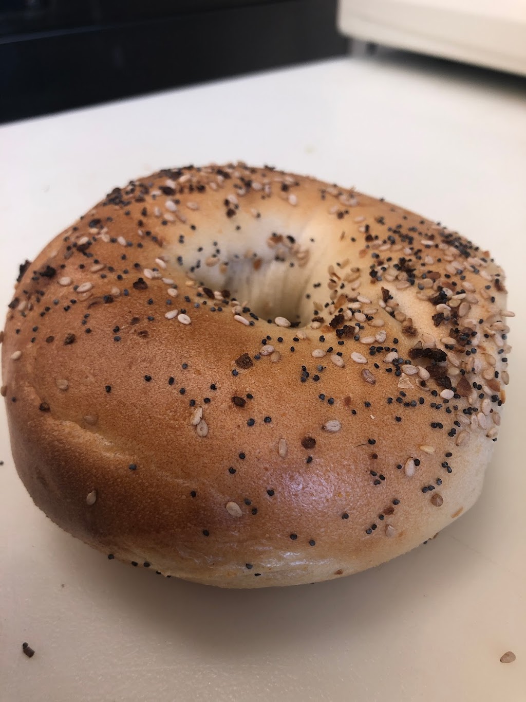 Chapins Hot Bagels & Deli | 6 Red Schoolhouse Rd, Spring Valley, NY 10977, USA | Phone: (845) 573-9000