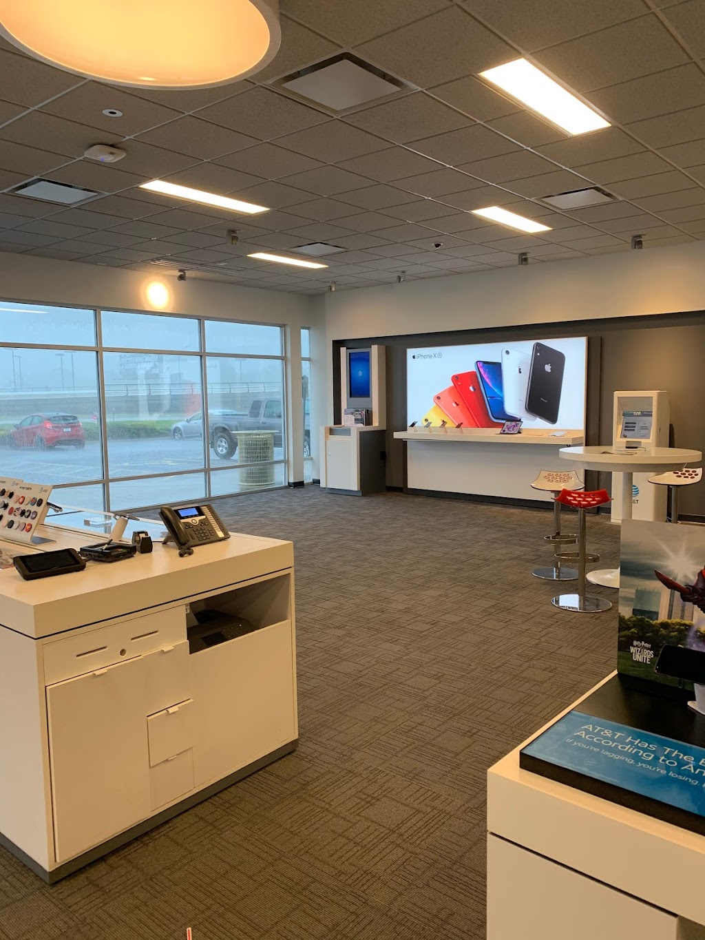 AT&T Store | 11661 E Kellogg Ave Suite 101, Wichita, KS 67207, USA | Phone: (316) 683-6024