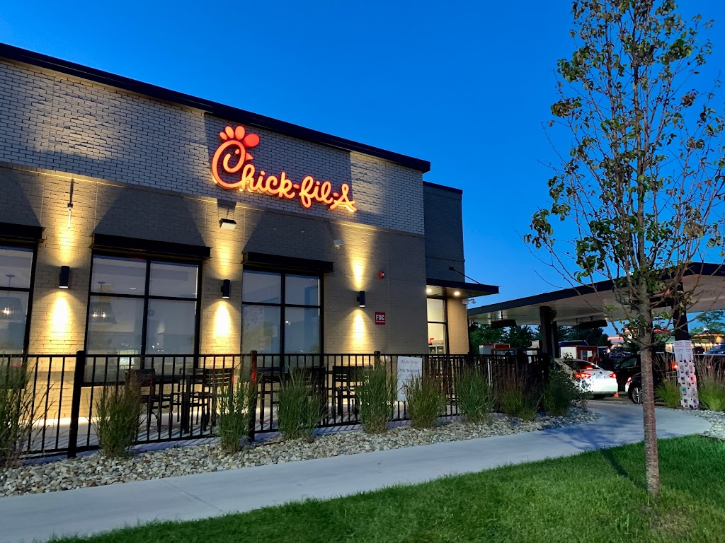 Chick-fil-A | 3355 Fairlane Dr, Allen Park, MI 48101, USA | Phone: (313) 982-9926