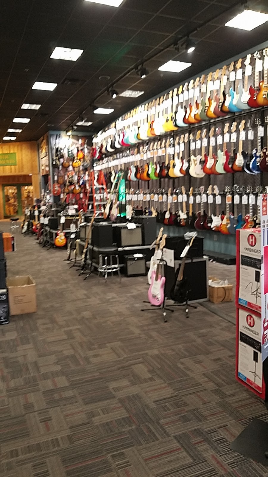 Guitar Center | 20 City Blvd W Suite 907D, Orange, CA 92868, USA | Phone: (714) 385-9607