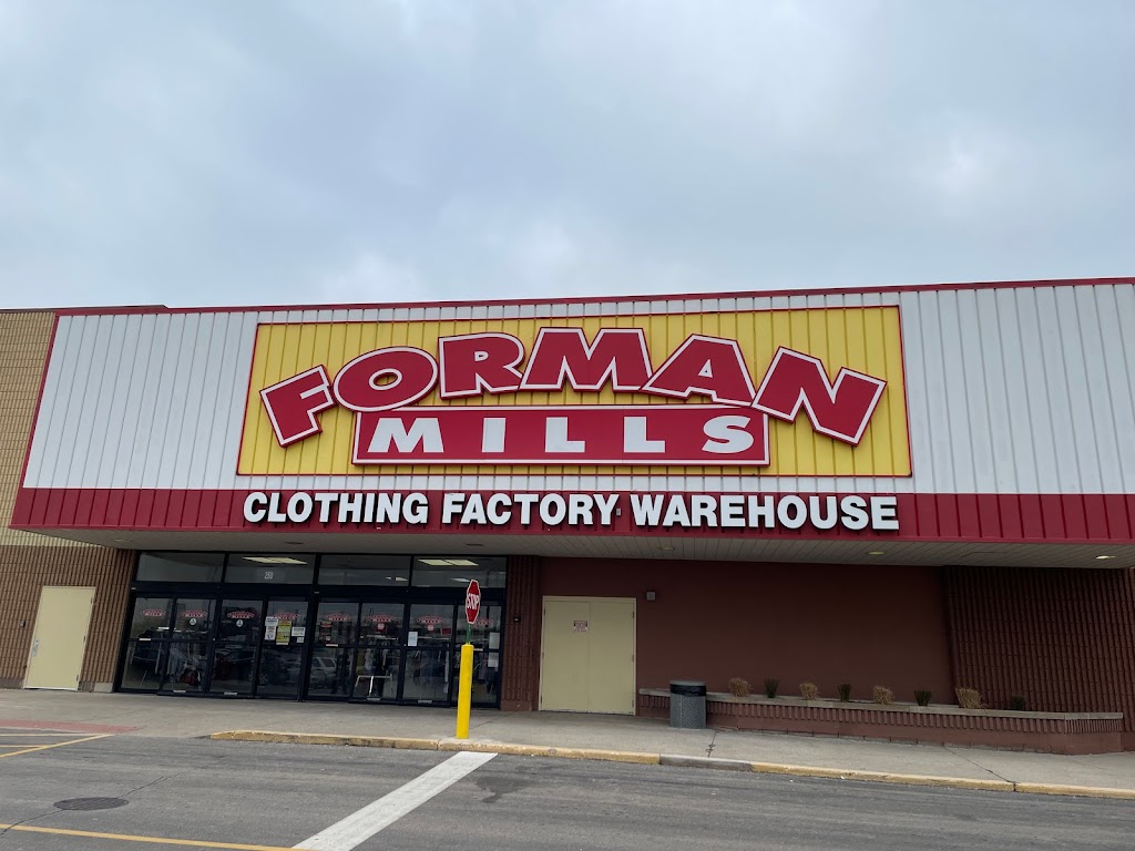 Forman Mills | 250 W North Ave Ste 200, Villa Park, IL 60181, USA | Phone: (773) 819-7377