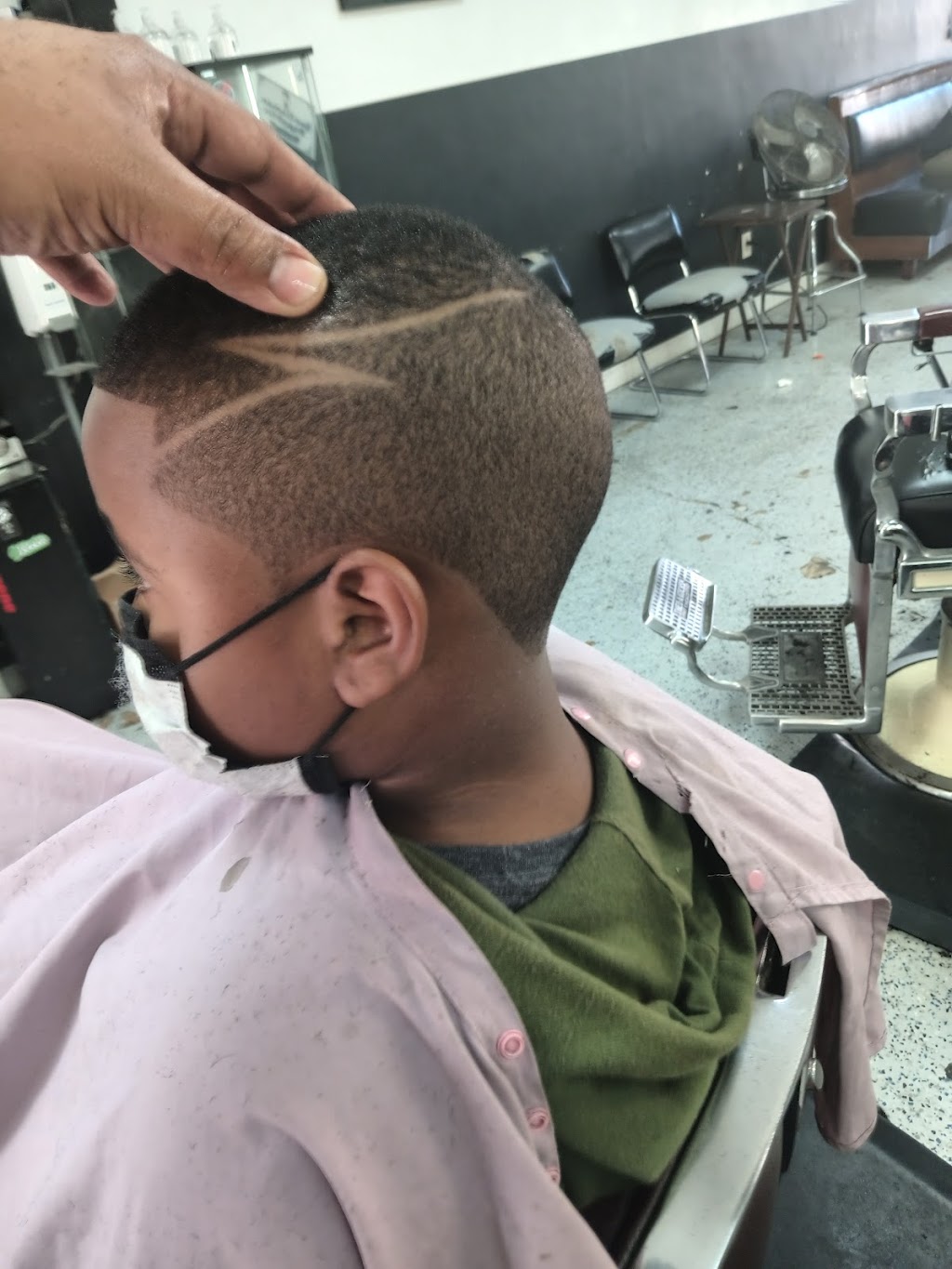 Jjs Barbershop | 11931 Long Beach Blvd, Lynwood, CA 90262, USA | Phone: (424) 237-0687