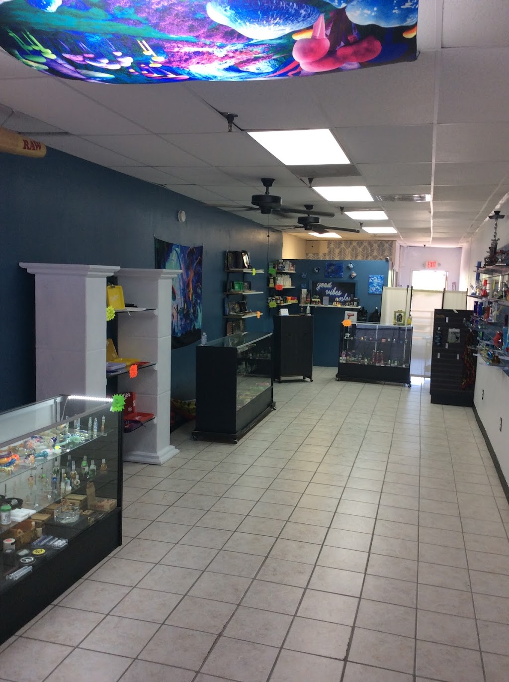 Puffies Cell Repair & Novelty | 4000 Pioneer Rd Suite 207A, Balch Springs, TX 75180, USA | Phone: (214) 997-9787
