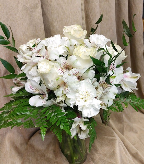 Hawes Florist | 70 Powder Mill Rd, Maynard, MA 01754, USA | Phone: (978) 897-8081