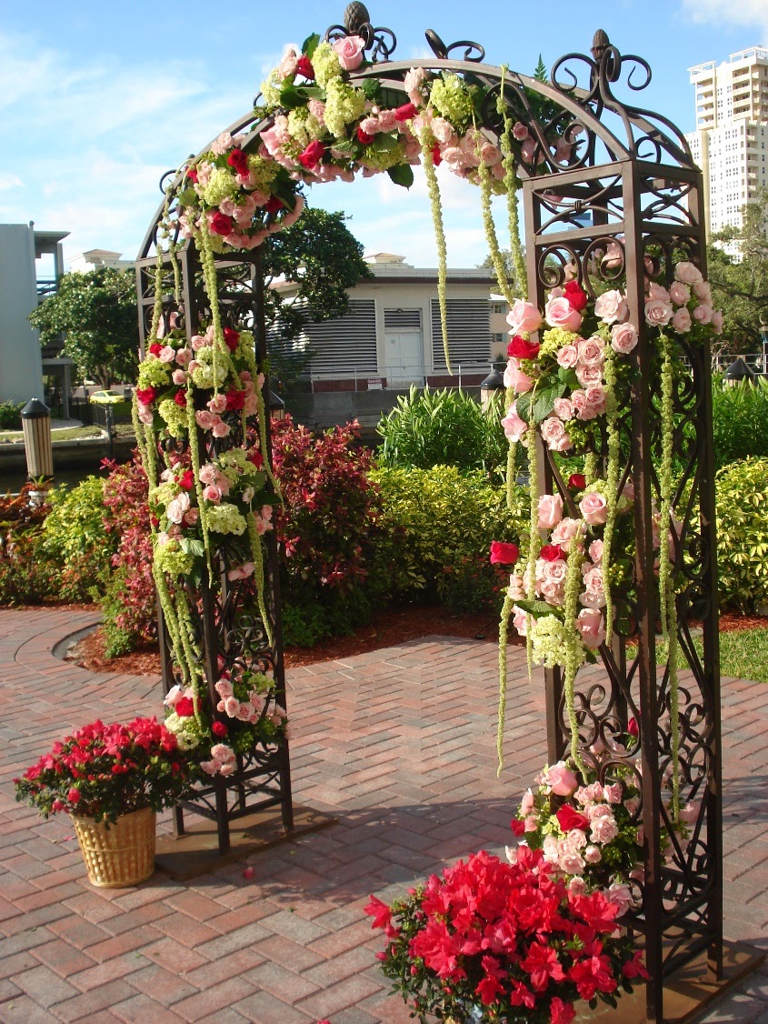 De La Flor Florist & Gardens | 10781 Stirling Rd, Cooper City, FL 33328, USA | Phone: (954) 434-1717