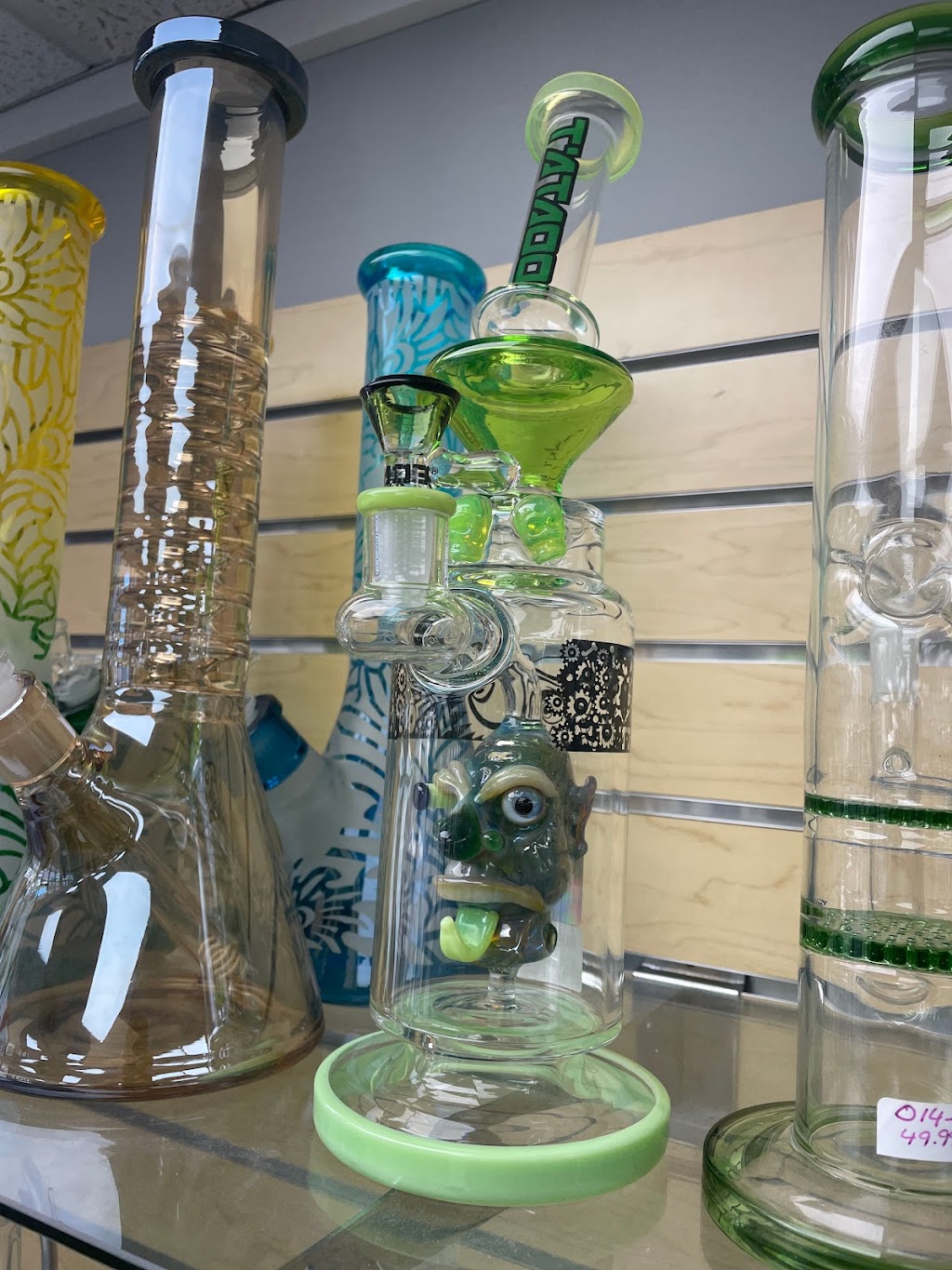 Vape Masters $10 HQD $10 Fume | 12181 Sheridan St, Cooper City, FL 33026, USA | Phone: (754) 400-7256