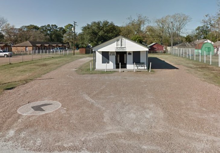 8th Street Neighborhood Laundromat | 1708 8th St, Rosenberg, TX 77471, USA | Phone: (832) 523-8738