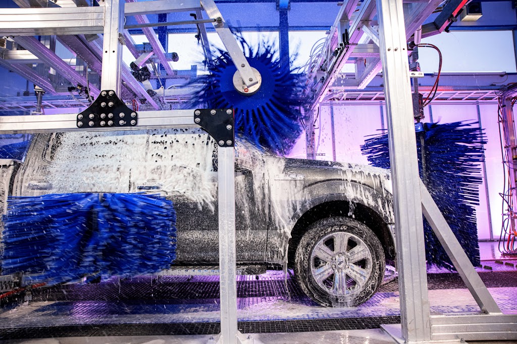 Legacy Express Wash | 2583 E 5th Ave, Columbus, NE 68601, USA | Phone: (402) 920-0804