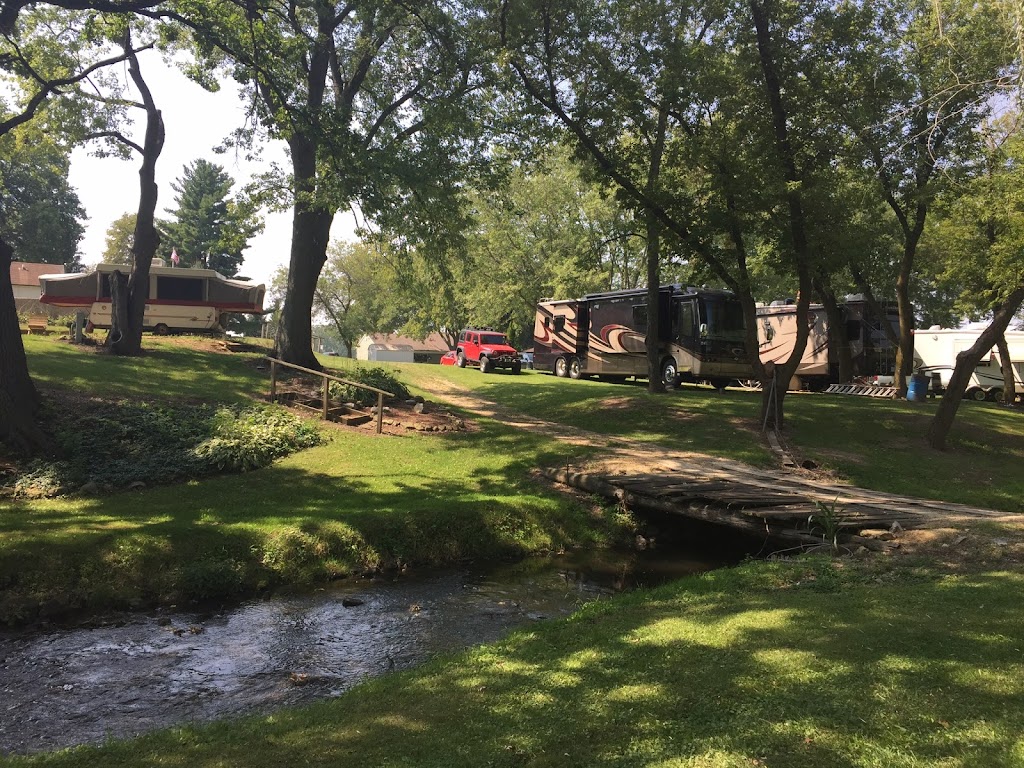 Creekview Campground | 748 Albion Rd, Edgerton, WI 53534, USA | Phone: (608) 921-8354