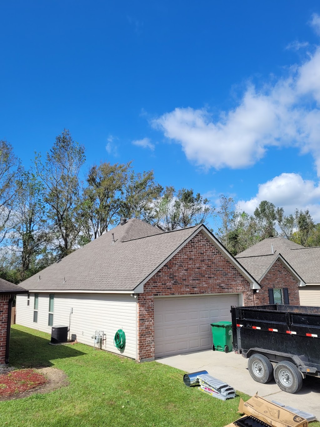 OnPoint Roofing & Construction | 11482 Florida Blvd Unit #26, Walker, LA 70785, USA | Phone: (225) 532-8826