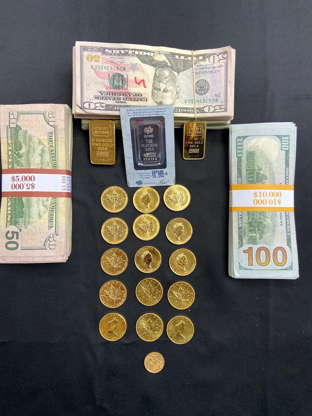 Westbury Gold Buyers - Sell Your Gold | 465 Old Country Rd, Westbury, NY 11590, USA | Phone: (516) 236-8815