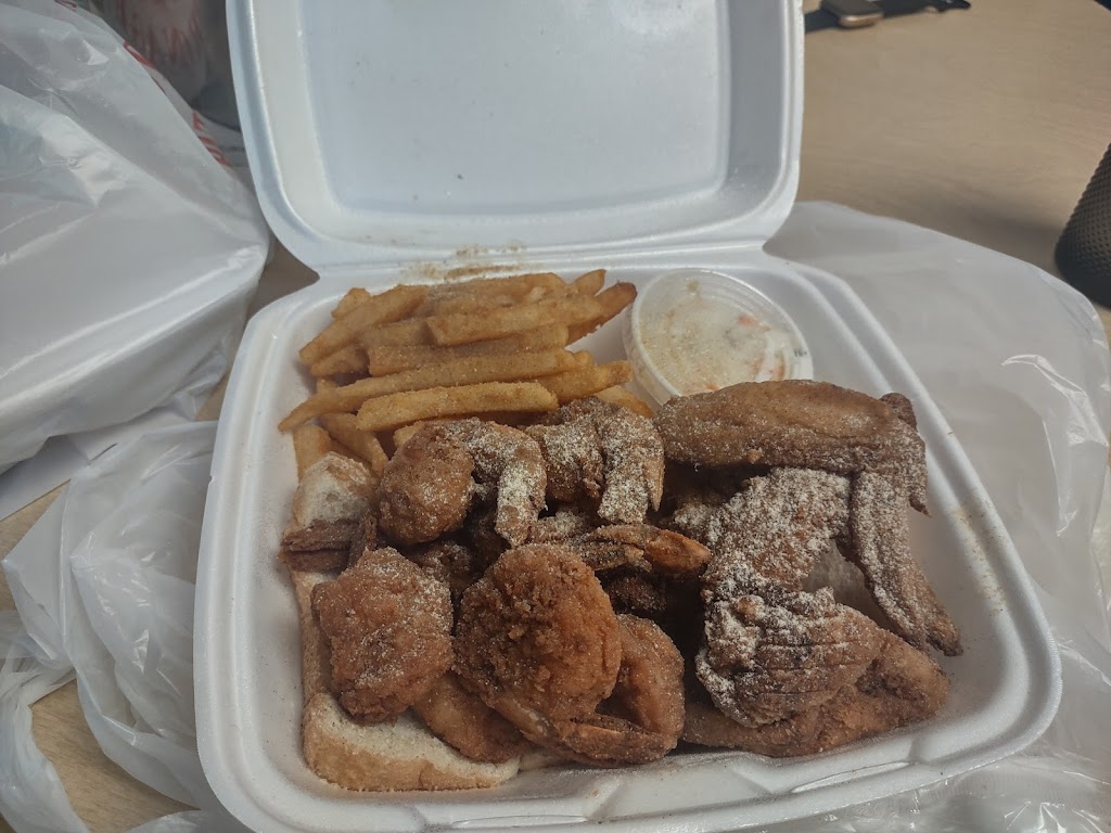 Hook Fish & Chicken | 2545 Belmont Ave, Youngstown, OH 44505, USA | Phone: (330) 743-4665