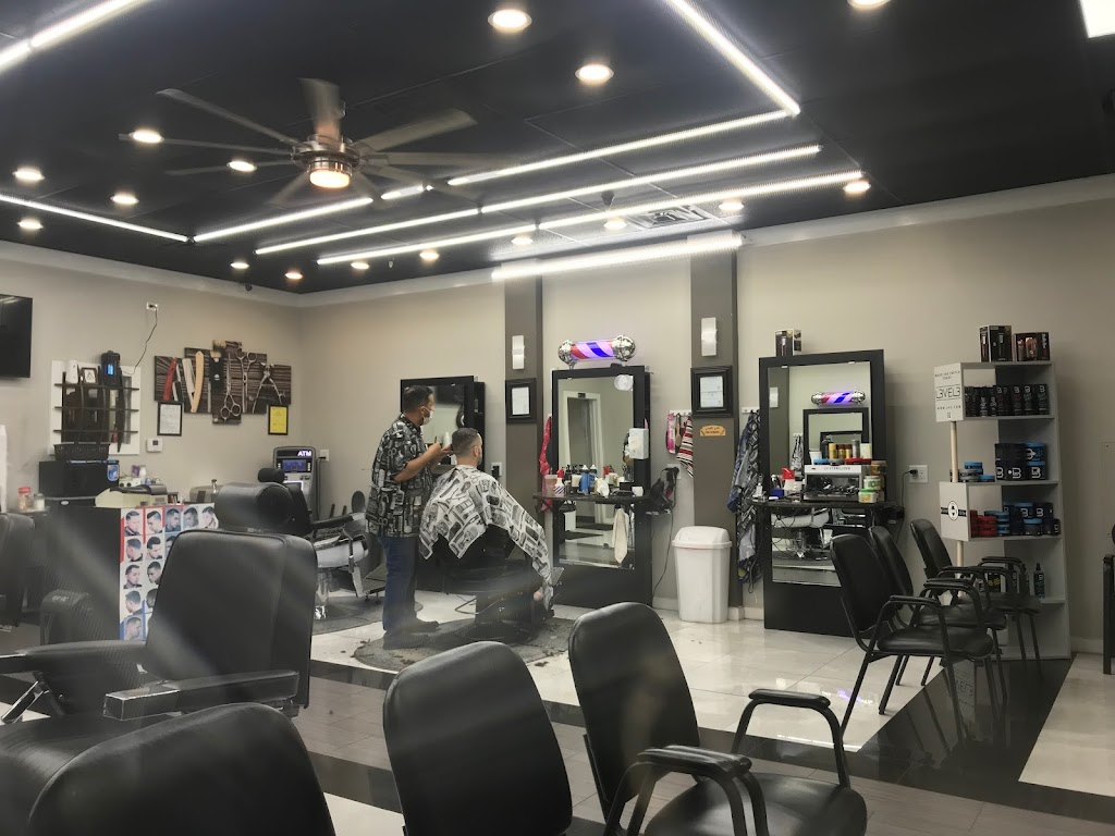 Gold cuts barber shop | 4520 Summer Ave Suit 5, Memphis, TN 38122, USA | Phone: (901) 244-7695