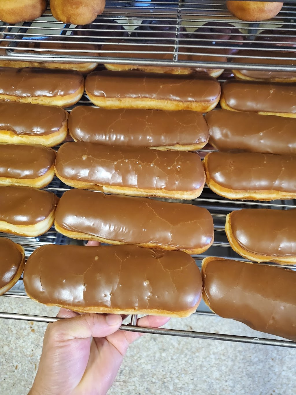 Doughnuts To Go | 1506 West Ln, Stockton, CA 95205, USA | Phone: (209) 463-7041