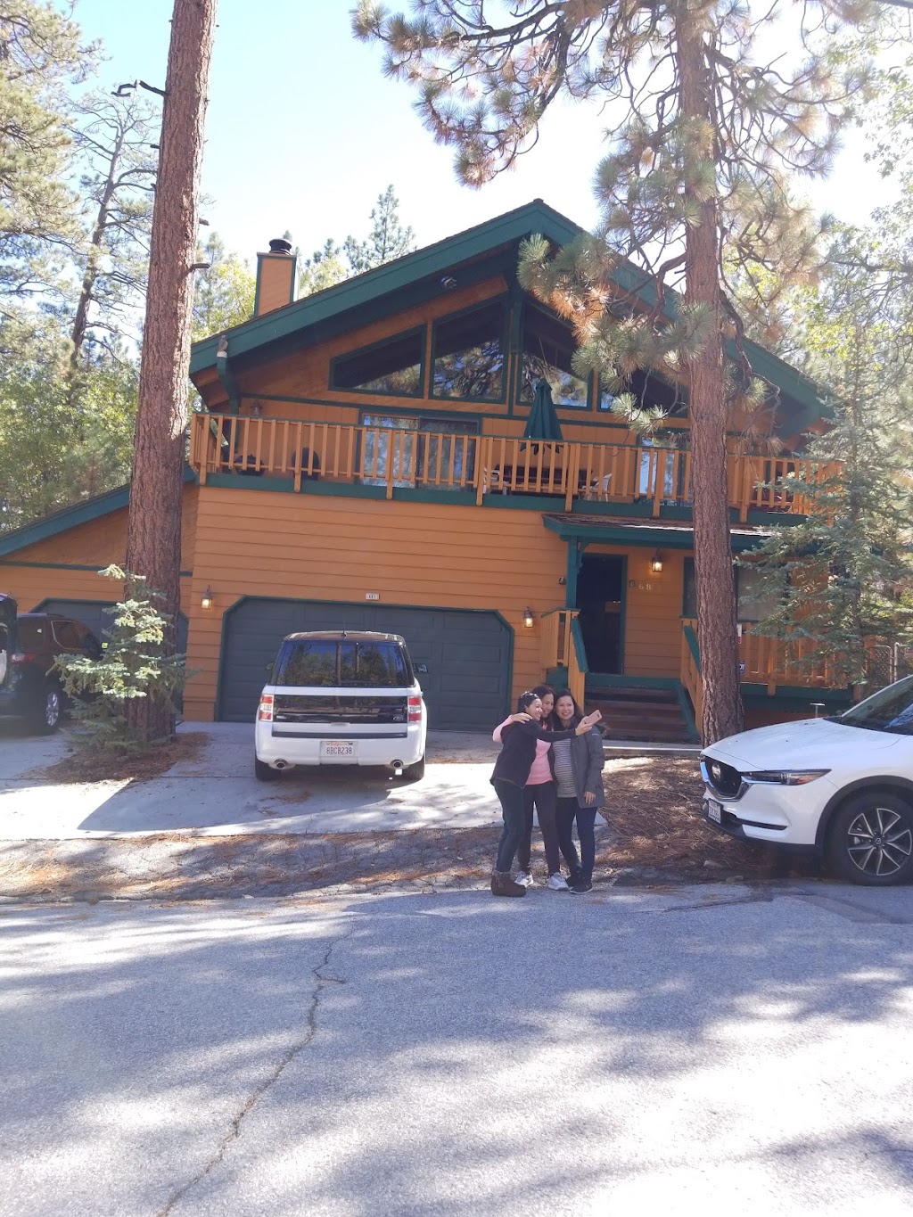 Summit Adventure Cabin | 681 St Moritz Dr, Big Bear Lake, CA 92315, USA | Phone: (909) 866-7374