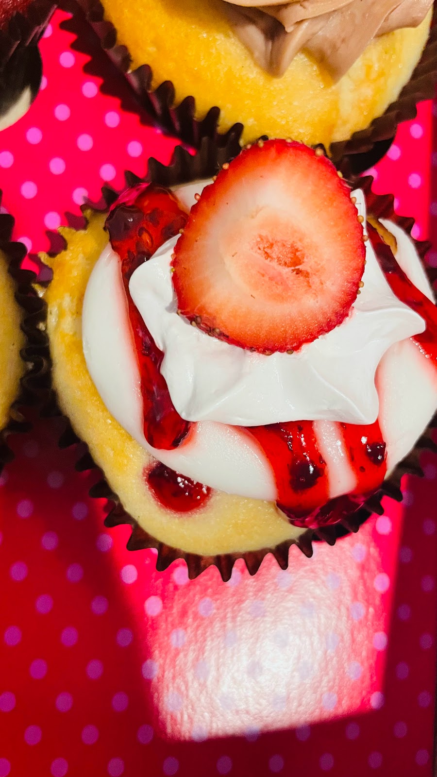 Smallcakes Scarsdale | 749 Central Park Ave, Scarsdale, NY 10583, USA | Phone: (914) 713-3971
