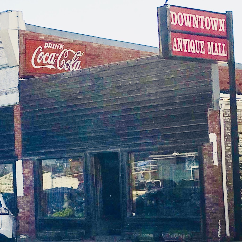 Downtown Antique Mall | 219 S Broadway St, Checotah, OK 74426, USA | Phone: (918) 473-5097