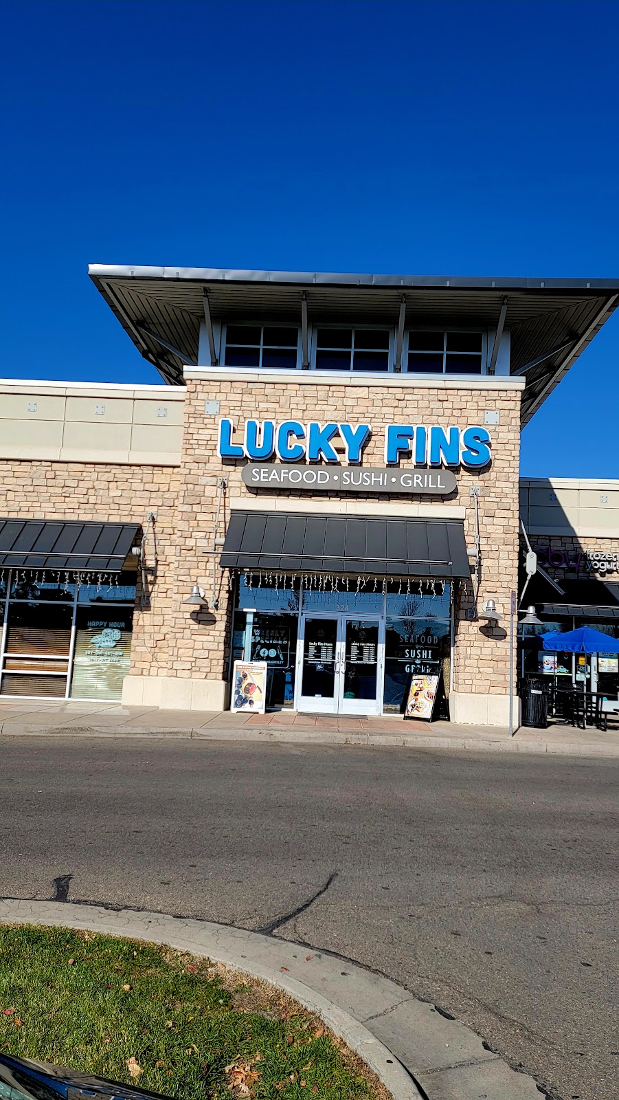 Lucky Fins Greeley | 4530 Centerplace Dr, Greeley, CO 80634, USA | Phone: (970) 673-8805