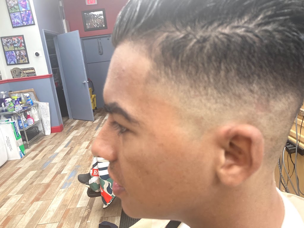 Wesley Chapel Barber Shop | 5341 Village Mkt, Wesley Chapel, FL 33544, USA | Phone: (813) 907-1414