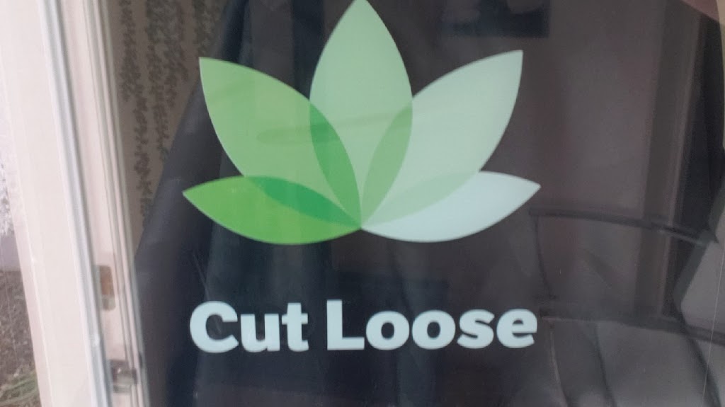 Cut Loose Salon | 400 Linden Ave, Edgewater, MD 21037, USA | Phone: (410) 956-8150