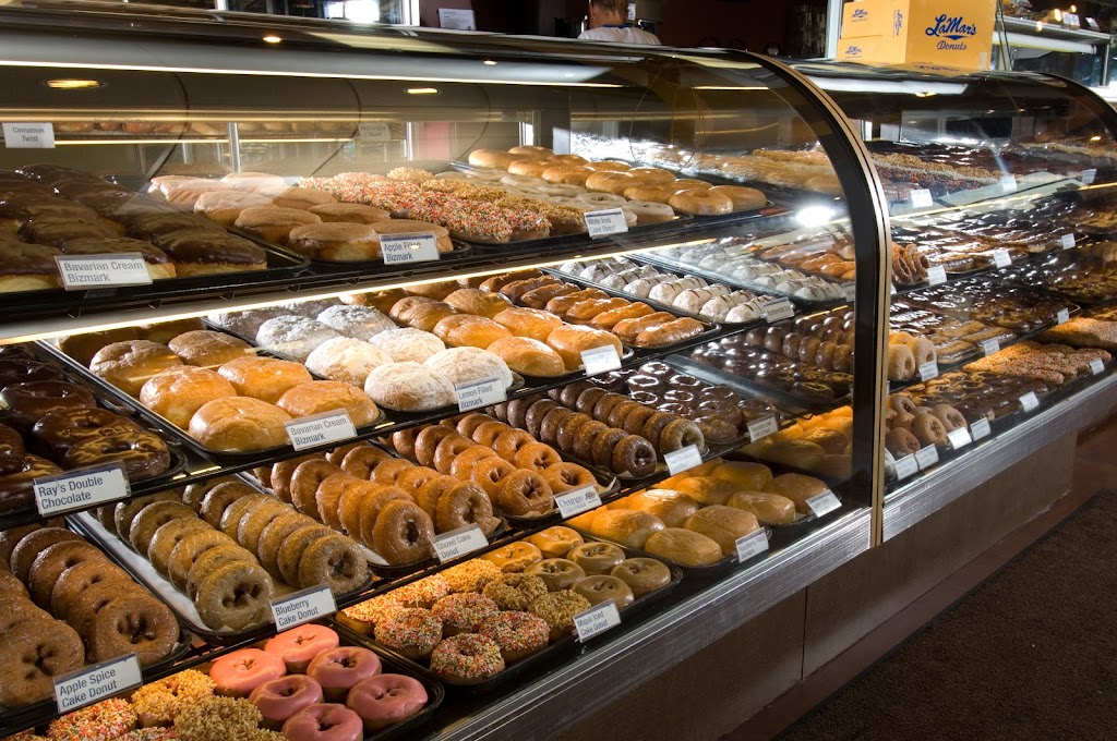 LaMars Donuts and Coffee | 11804 Oswego St, Englewood, CO 80112, USA | Phone: (720) 798-2020