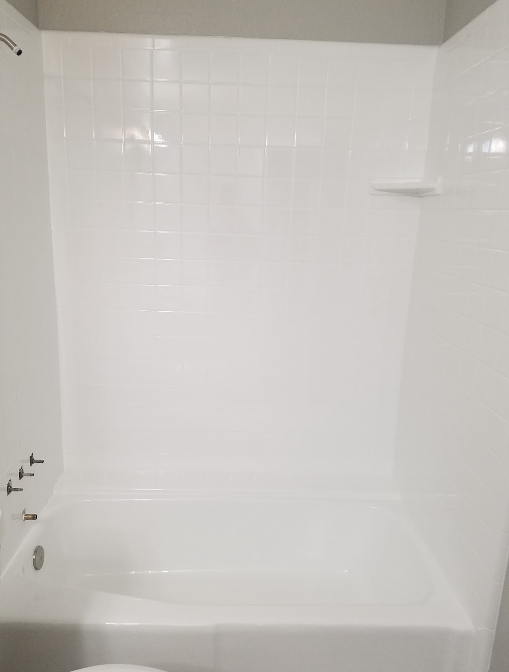 American Bathtub Refinishing | 8900 Thornton Rd Suite 20, Stockton, CA 95209, USA | Phone: (209) 509-4684