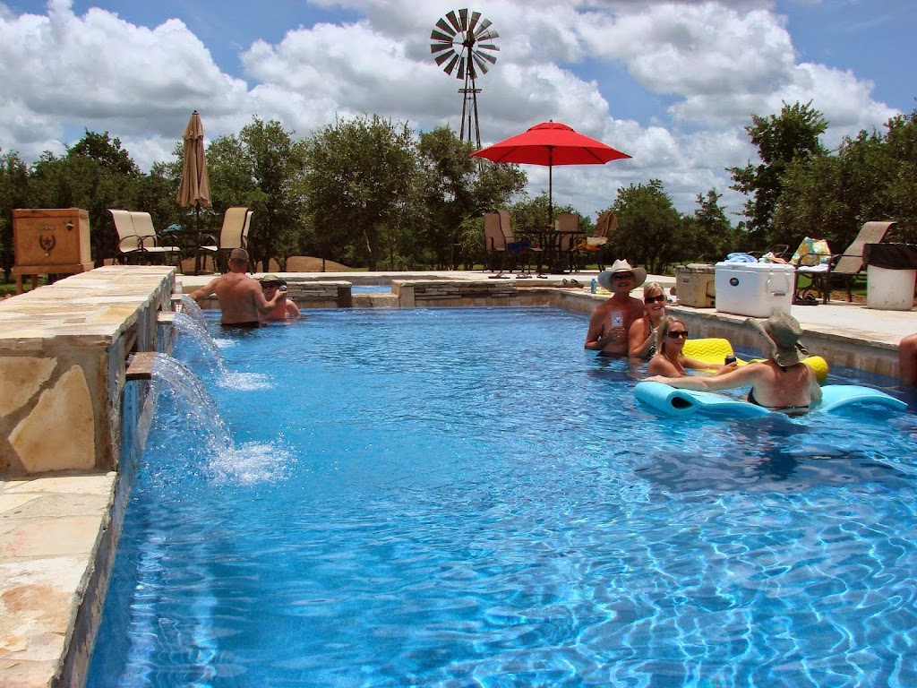 4-D Guest Ranch | 5974 Co Rd 444, Waelder, TX 78959, USA | Phone: (830) 540-4447