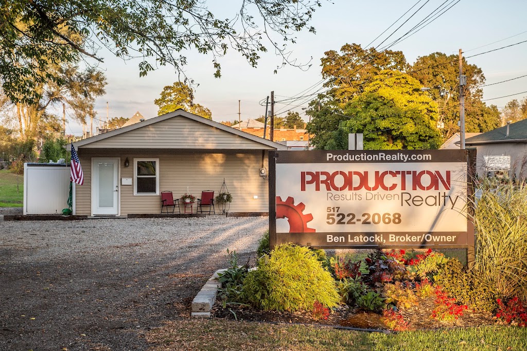 Production Realty Grass Lake | 230 E Michigan Ave, Grass Lake, MI 49240, USA | Phone: (517) 522-2068