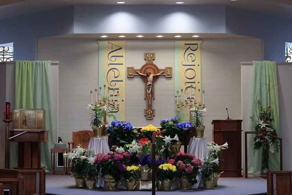 St Benedict Catholic Church | 80 S Lynn St, Waterford Twp, MI 48328, USA | Phone: (248) 681-1534