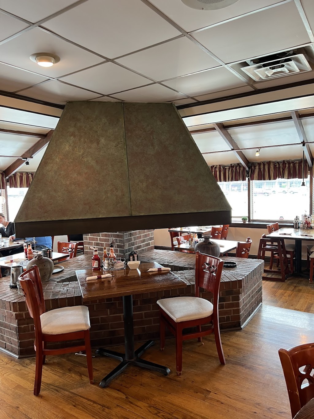 Rise n Dine Breakfast & Lunch Restaurant | 102 S Milwaukee Ave, Wheeling, IL 60090, USA | Phone: (847) 541-4900