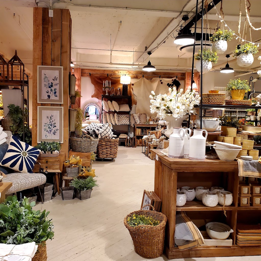 Tattered Tulip | 908 Niagara Falls Blvd, North Tonawanda, NY 14120, USA | Phone: (716) 438-5257