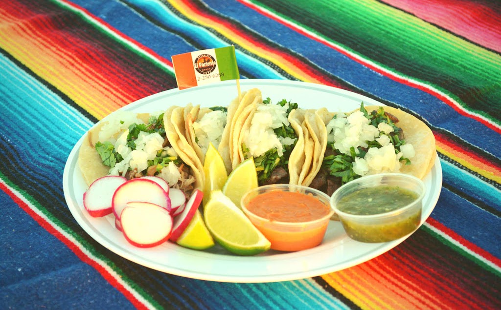 El Pariente Mexican Grill | 961 Wildwood Rd, St Paul, MN 55115, USA | Phone: (651) 748-5187