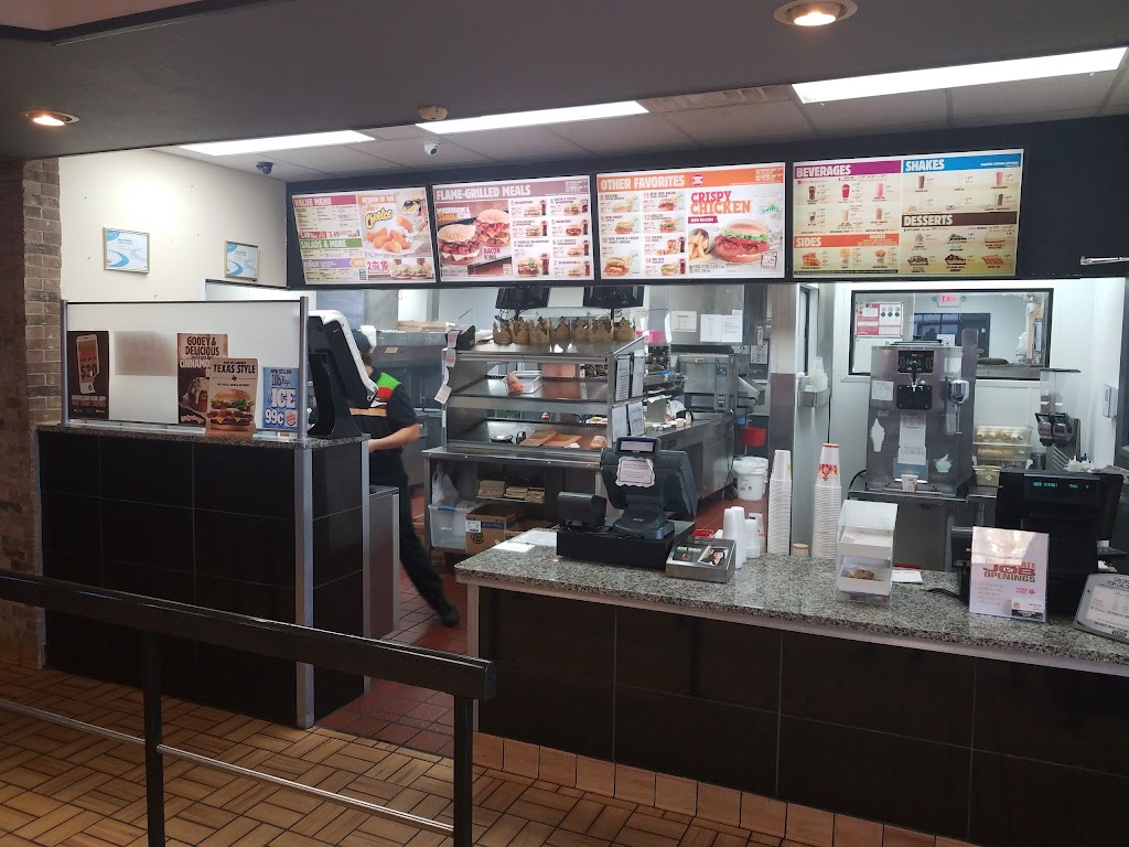 Burger King | 2095 W Oaklawn Rd, Pleasanton, TX 78064, USA | Phone: (830) 266-9262