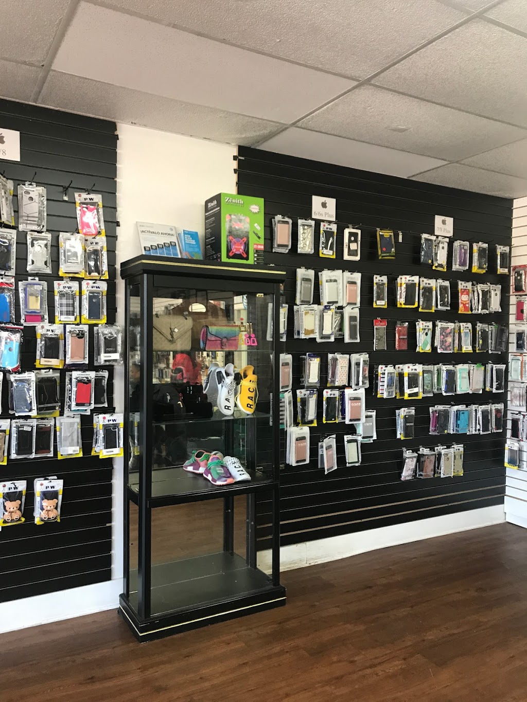 Sosa Cell Phone Repair Shop | 1000 W Waters Ave #8, Tampa, FL 33604, USA | Phone: (813) 915-0808