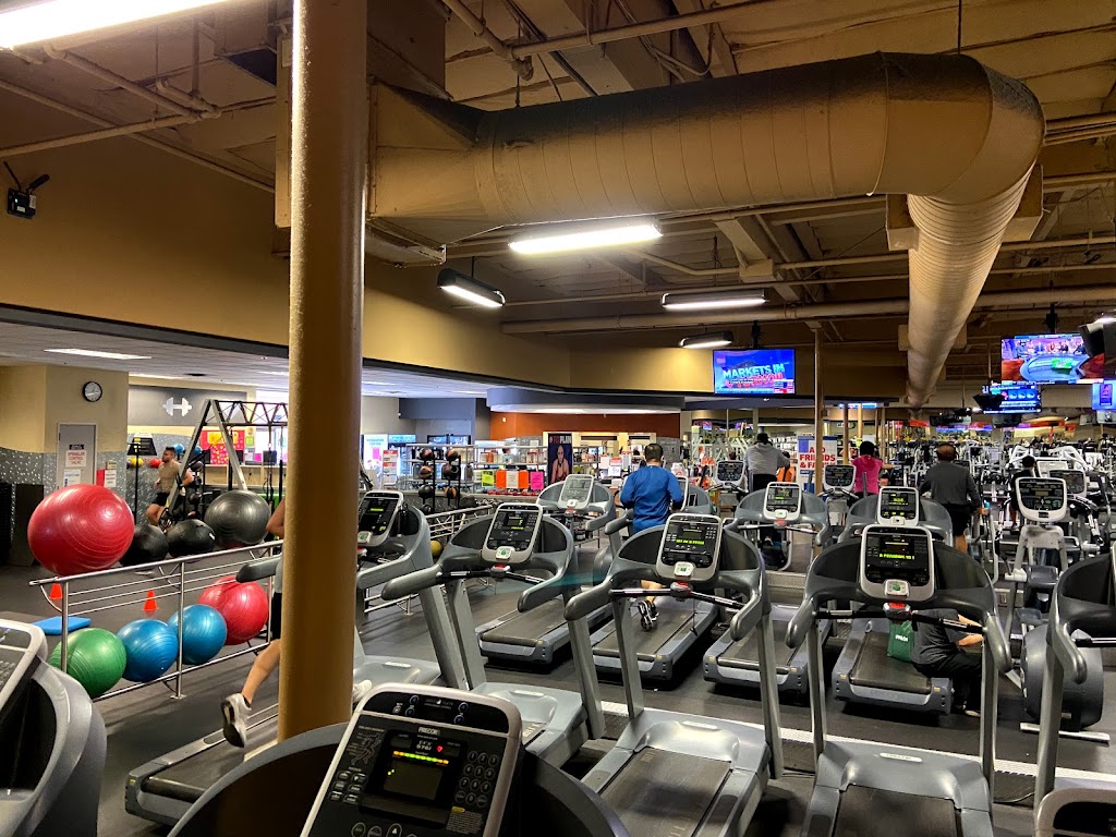 24 Hour Fitness | 1825 Hillsdale Ave Ste A, San Jose, CA 95124, USA | Phone: (408) 723-2639