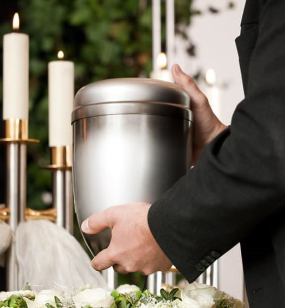 Ferreira Funeral Services at Beaches Memorial Park | 1500 Main St, Atlantic Beach, FL 32233, USA | Phone: (904) 249-1166