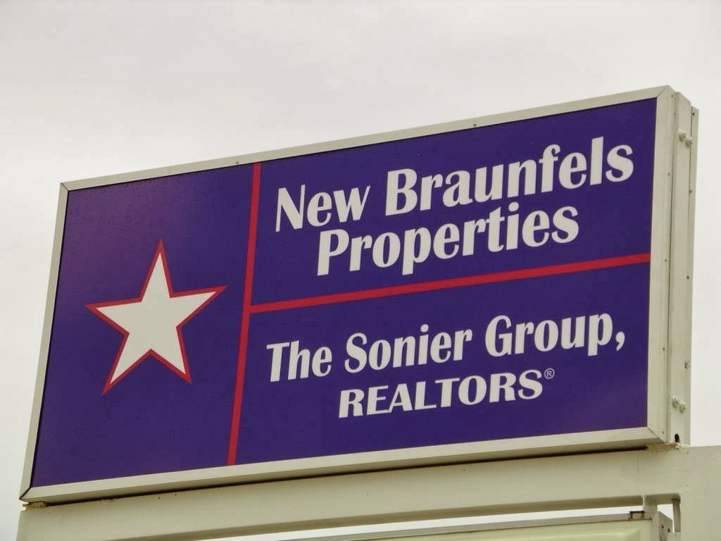 New Braunfels Properties | 467 Mission Hill Run, New Braunfels, TX 78132, USA | Phone: (830) 626-8100